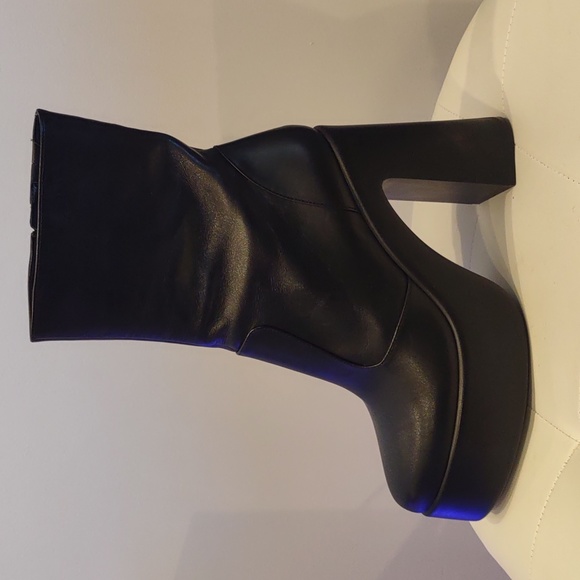 Gianni Bini GB Black platform leather high heel boots New 9 1/2 Retro Sexy Goth - Picture 1 of 8